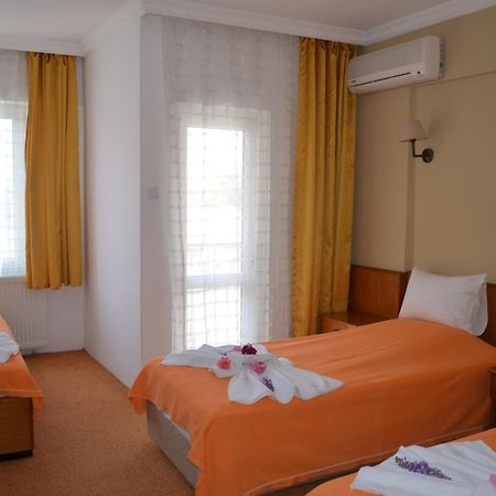 Megas Hotel Ayvalı Εξωτερικό φωτογραφία