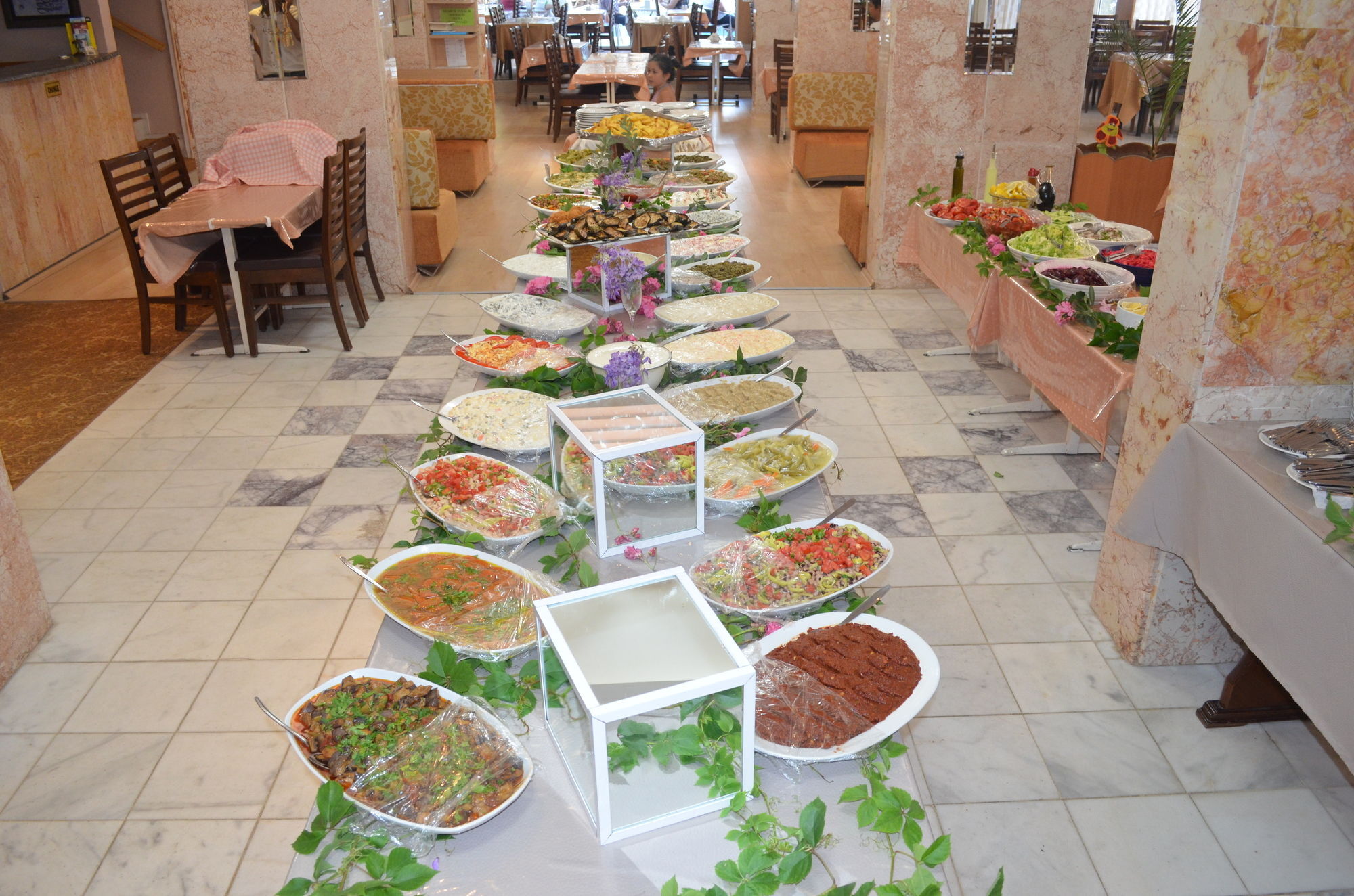 Megas Hotel Ayvalı Εξωτερικό φωτογραφία